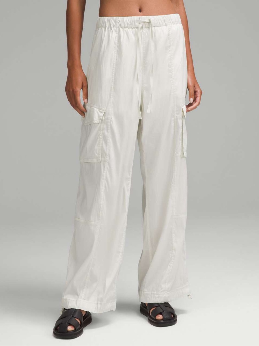 Lululemon Women’s Wide-Leg Cargo Pants in Off-White
